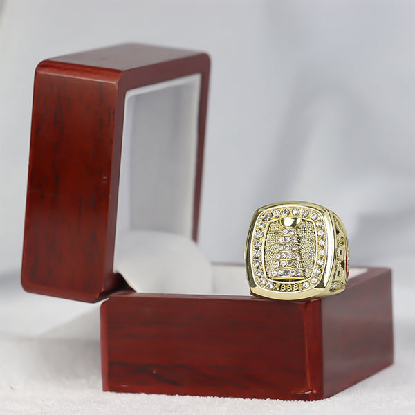 NHL 1993 Montreal Canadiens  Stanley Cup Championship Ring and box