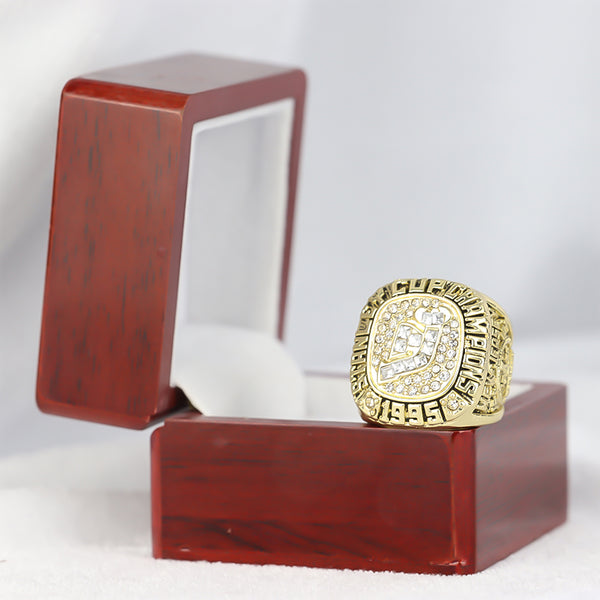 NHL 1995 New Jersey Devils  Stanley Cup Championship Ring Fans are fond of collecting gifts